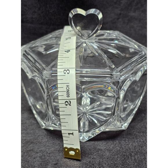 Royal Limited 24% Percent Full Lead Crystal Heart Hexagon Box Candy Dish w. Lid - Picture 7 of 9
